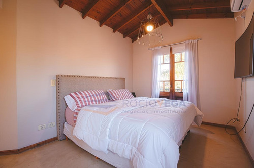 Imagen 20 de 30 de Impecable Casa En Venta En Campos De Álvarez Country Club - Moreno -