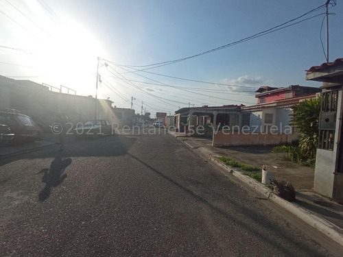 Imagen 13 de 30 de Casas En Venta Cabudare El Amanecer, Arnaldo J. López Tlf. 04245257450 Codigo 22-8414 Lara, Venezuela