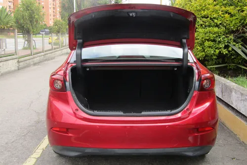 Mazda 3 2.0 Touring At