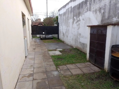Venta Casa 3 Amb C/coch Patio Parrilla Apto Cred