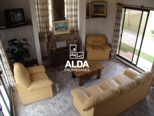 Casa Punta Negra Piriápolis 3 Dorms Venta Ca200441