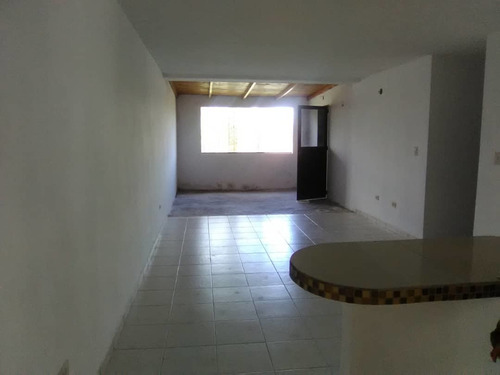 Imagen 4 de 14 de Apartamento En Venta Residencias La Quinta Planta Baja 83 M2 Los Teques