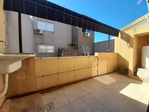 Imagen 9 de 12 de Excelente Dpto/ph 3 Amb Al Frente Con Balcon En Dx. Bajas Expensas. Muy Buena Ubicacion!!!!oportunidad