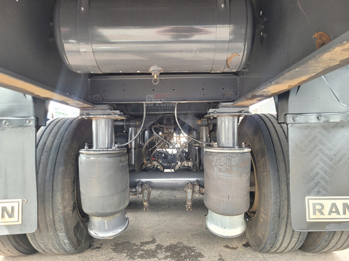 Carreta Carga Seca Randon 2019/20 12,45mts C/ Pneus