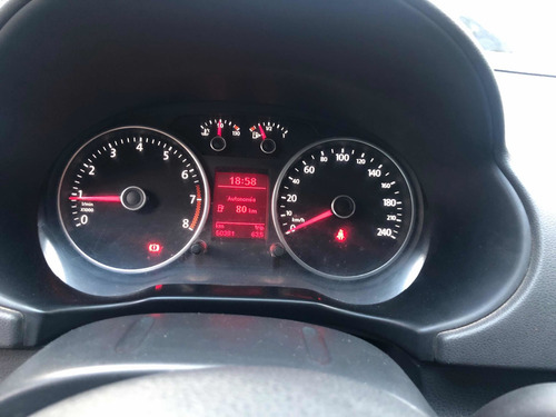 Volkswagen Voyage 1.6 Trenline 101cv 2016