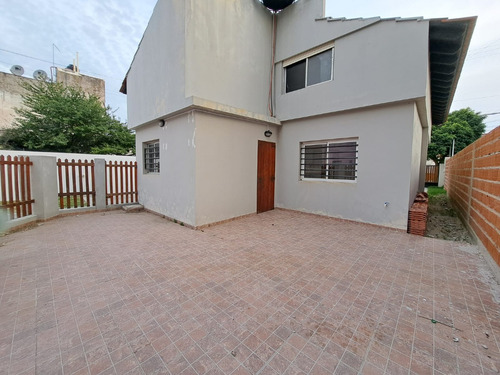 Casa En Santa Teresita A Metros Del Centro Y Con Gas Natural
