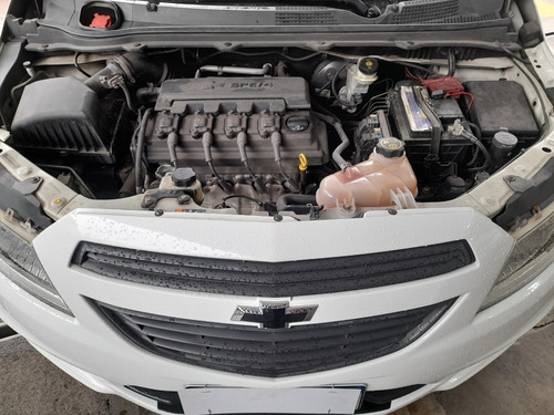 Imagem 15 de 15 de Chevrolet Onix Ls 1.0 2015 Perfeito Estado