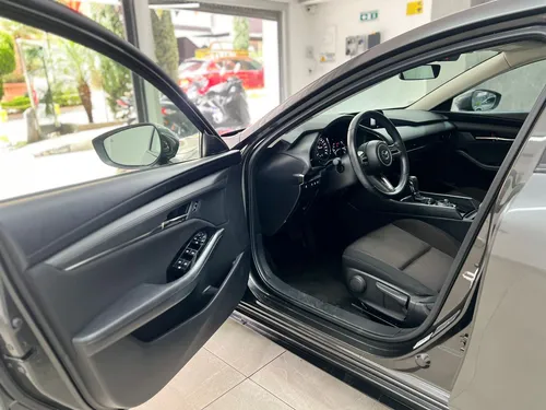 Mazda 3 Touring Hibrido At 2.0 2024