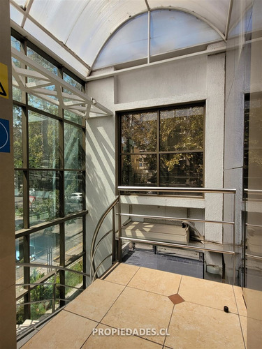 Local Comercial En Arriendo En Providencia