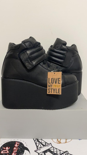 Zapatillas Con Plataforma 47 Street Negras Talle 39