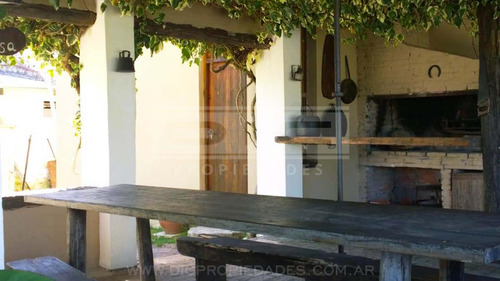 Casa 6 Ambientes En Campo De 3 Hectareas Piscina Quincho En Victoria Prov. De Entre Rios