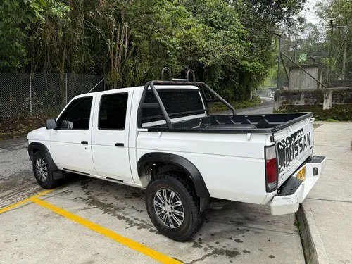 Nissan D21 2.4 4x2
