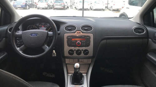 Ford Focus Trend 2.0 - Tute Cars Fernando