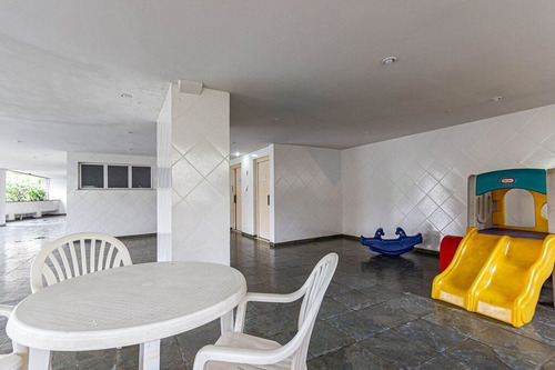 Imagem 9 de 30 de Apartamento À Venda No Bairro Laranjeiras - Rio De Janeiro/rj - O-21360-35512