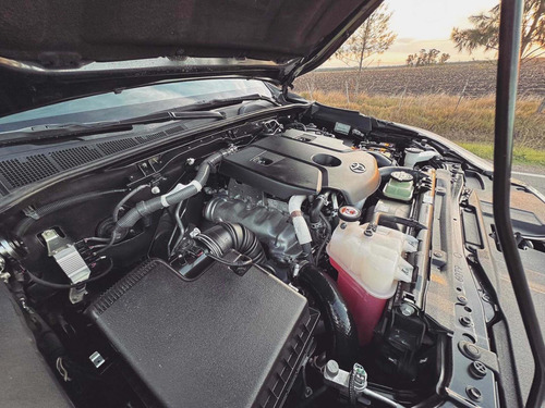Imagen 8 de 20 de Toyota Hilux 2019 2.8 D/cab 4x4 Srv