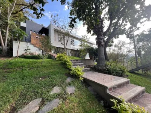 Se Vende Casa En Las Cañadas