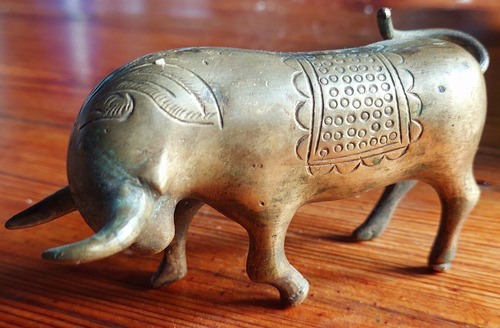 Toro Criollo Bronce Etnografico Antiguo Andino Artesania 