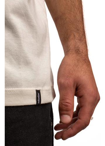 Imagen 3 de 3 de Remera De Hombre Woodoo X Shinsiete 420 - Bone