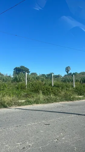 Venta. Gran Terreno Esquina. Cerro. Inmejorable Ubicación. Frente A La Bahía Y Al Liceo. 1800m2