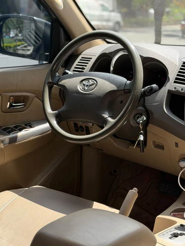 Toyota Fortuner 2.7 Sr5