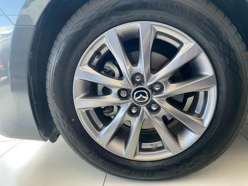 Mazda 3 2.0 Touring Mt