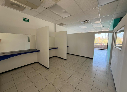 Se Renta Local Comercial En Plaza San Agustín
