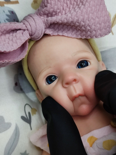 Bebe Reborn Emma Silicona Sólida Suave Flexible
