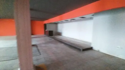 Local En Arriendo En Prados Del Norte. Cod A10819