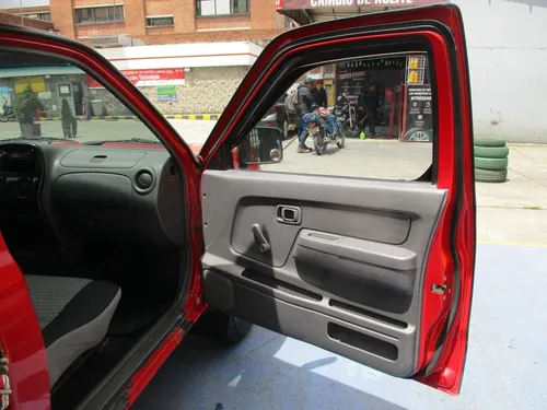 Nissan Frontier D22/np300 Estacas 4x2 2400cc Mt Aa