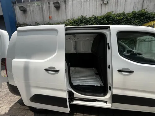 Peugeot Partner 2021