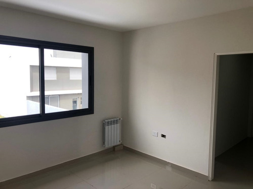 Imagen 5 de 30 de Greenville 2, Duplex En Venta De 3 Dormitorios, Cochera Doble, Patio Con Asador