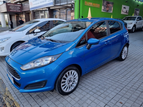 Imagen 3 de 13 de Ford Fiesta Kinetic Design 2015 1.6 Se 120cv