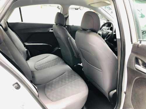 Imagem 9 de 15 de Hyundai Hb20s 1.6 Comfort Plus 16v Flex 4p Automático