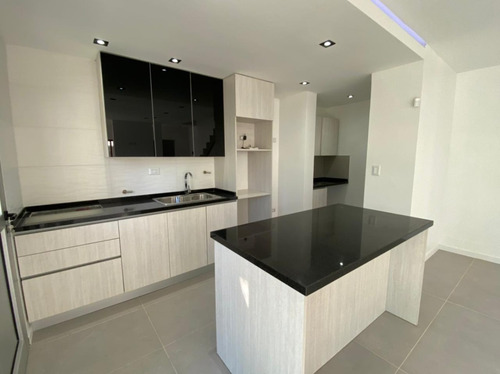 Imagen 25 de 30 de Casa En Venta - 3 Dormitorios - Micro Housing - Villa Belgrano