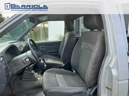 Imagen 12 de 24 de Nissan D21 4x2 2.7 2005 Buen Estado! - Barriola