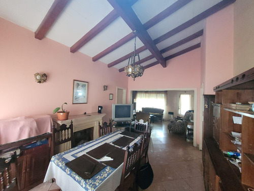 Vendo Espectacular Casa, 6 Ambientes, 1500 M2 De Terreno. Villa Edén, La Falda