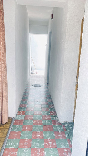 Casa Remodelada Muy Céntrica A Dos Cuadras Del Hospital Civil Muy Amplia