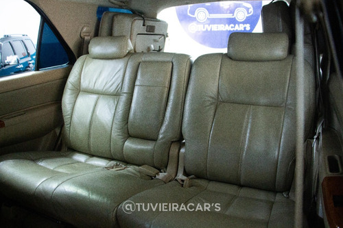 Imagen 6 de 7 de Toyota Fortuner 2010 4x4