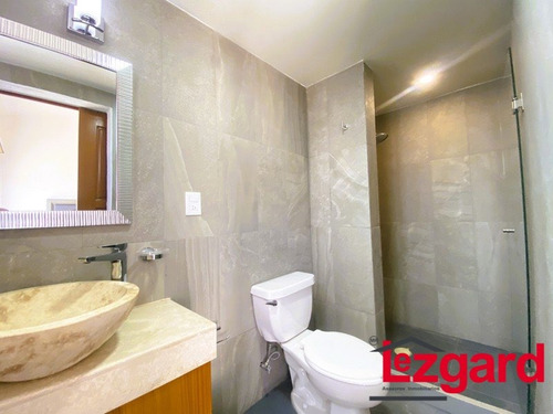 Presentamos Bonita Casa Con Moderno Y Elegante Diseño Con Comodidades Que Le Encantaran