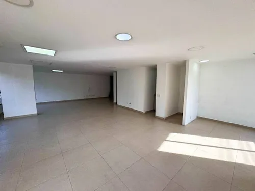 Oficinas En Arriendo Laureles 643-7057