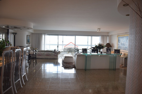 Apartamento En Venta En Excelente Punto De Playa Brava * Frente Al Mar *- Ref: 5242