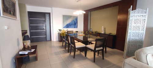 Apartamento En Brava, 3 Dormitorios *- Ref: 4162