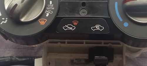 Control De Clima Nissan March Modelo 2020 (Usado)