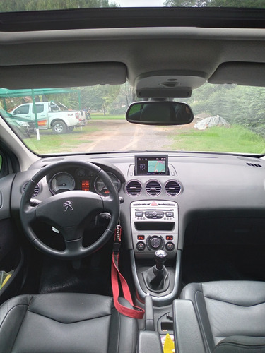 Peugeot 408 Allure Plus