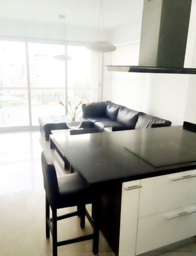 Apartamento En Alquiler Santa Eduvigis 2h/1b/1p 70 M2