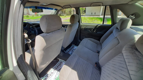 Volkswagen Santana 1.8 4p Álcool