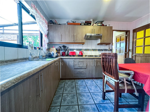 Arriendo Casa Ubicada En La Foresta, San Pedro De La Paz.