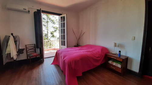 Imagen 21 de 30 de Casa De Estilo En Primera Línea De Mar.