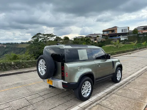 Land Rover Defender S90 2021