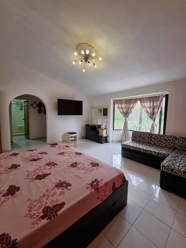 Imagen 11 de 22 de Jessica Medina Vende Casa En La Trigaleña Valencia